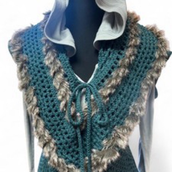 Y2K crochet faux fur trim vest boho fairycore RxB small Festival - Picture 5 of 6